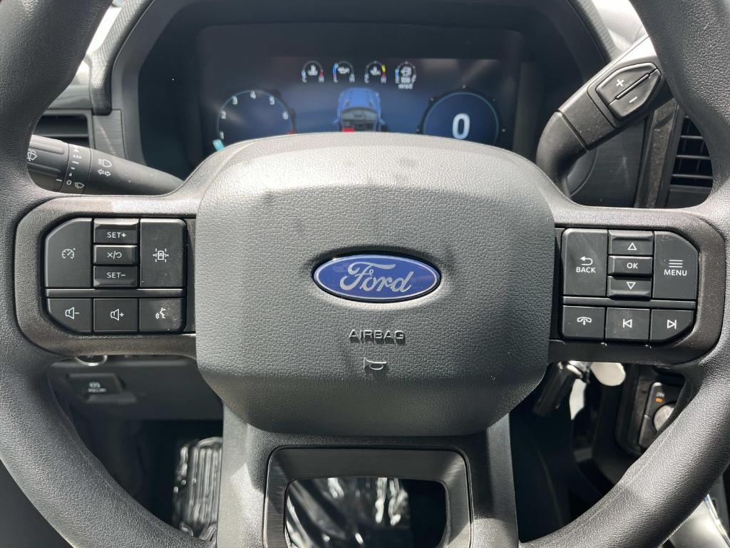 new 2025 Ford F-150 car, priced at $50,977