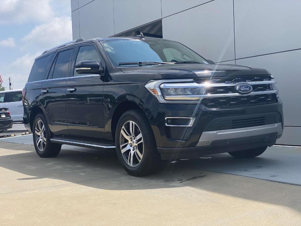 used 2023 Ford Expedition car, priced at $45,997