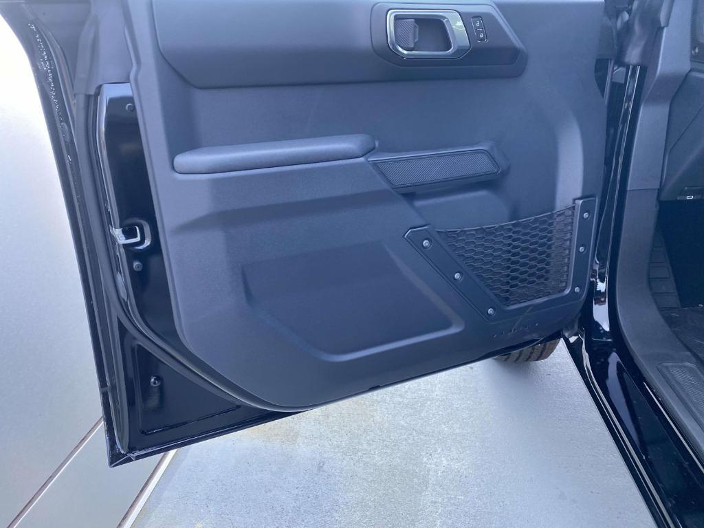 new 2025 Ford Bronco car, priced at $39,285