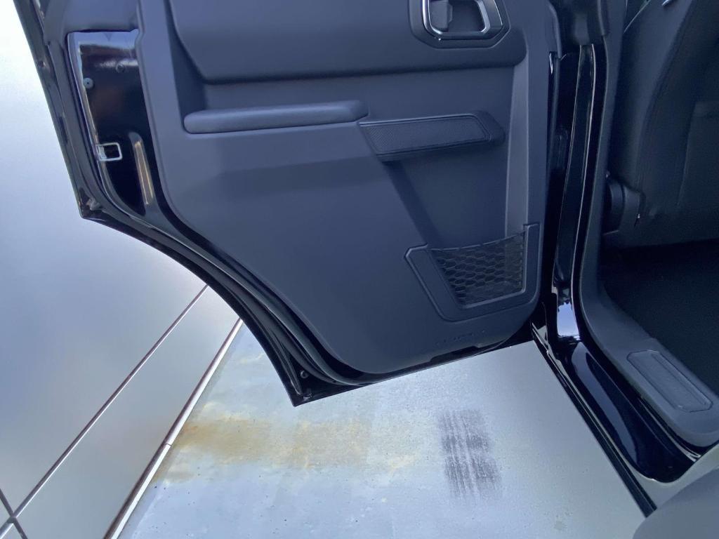 new 2025 Ford Bronco car, priced at $39,285