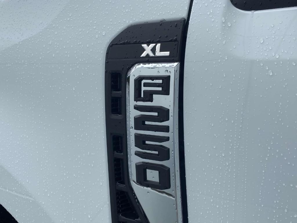 new 2025 Ford F-250 car, priced at $60,140