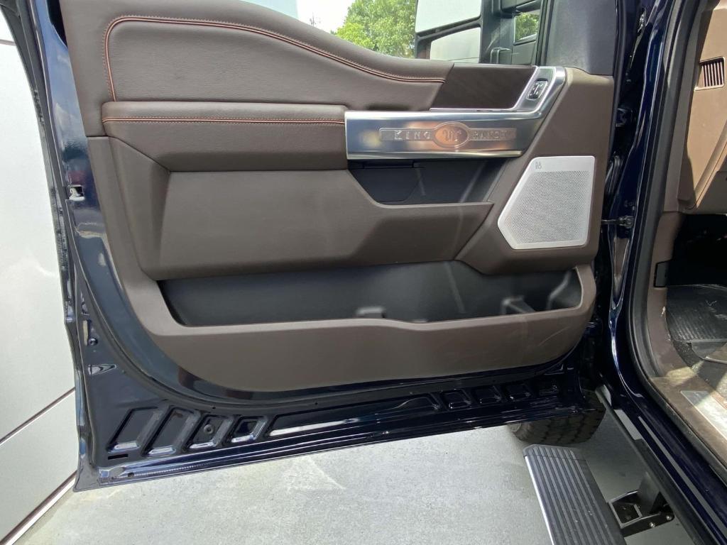 new 2025 Ford F-250 car, priced at $93,790