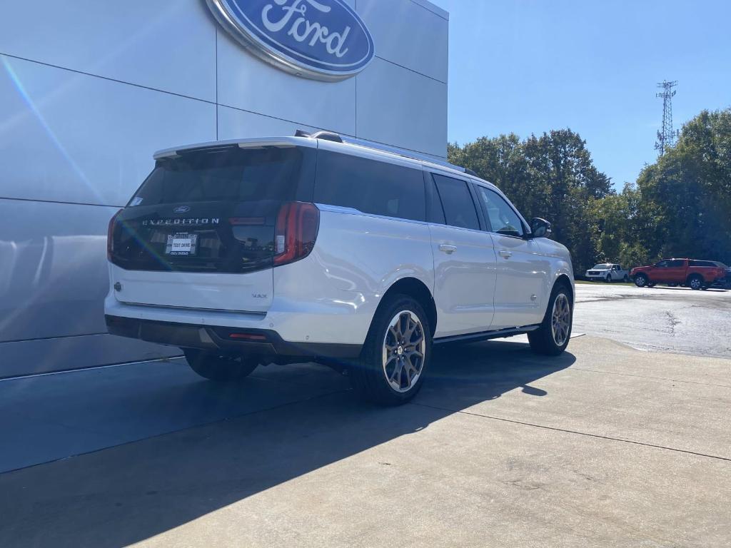 new 2025 Ford Expedition Max car, priced at $87,965