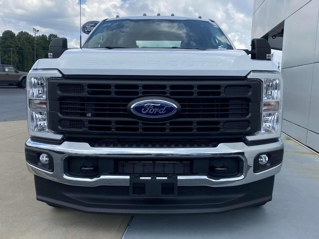 new 2025 Ford F-350 car, priced at $68,080