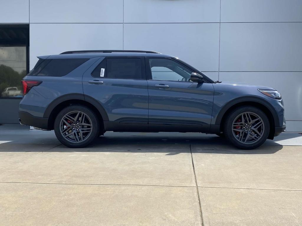 new 2025 Ford Explorer car, priced at $58,050