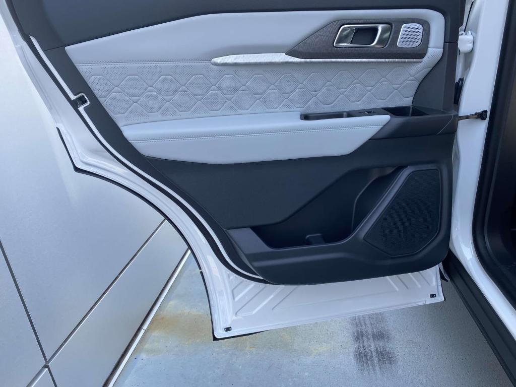 new 2025 Ford Explorer car, priced at $62,340