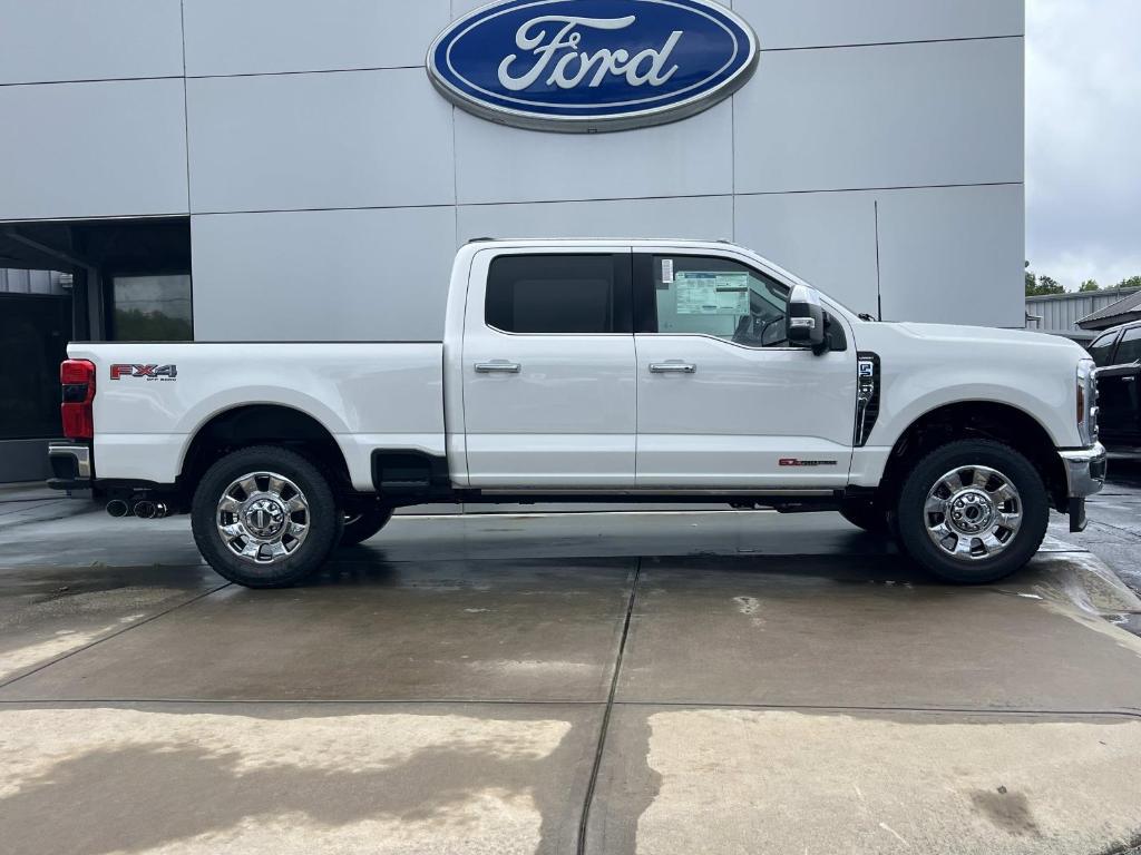 new 2025 Ford F-250 car, priced at $85,355