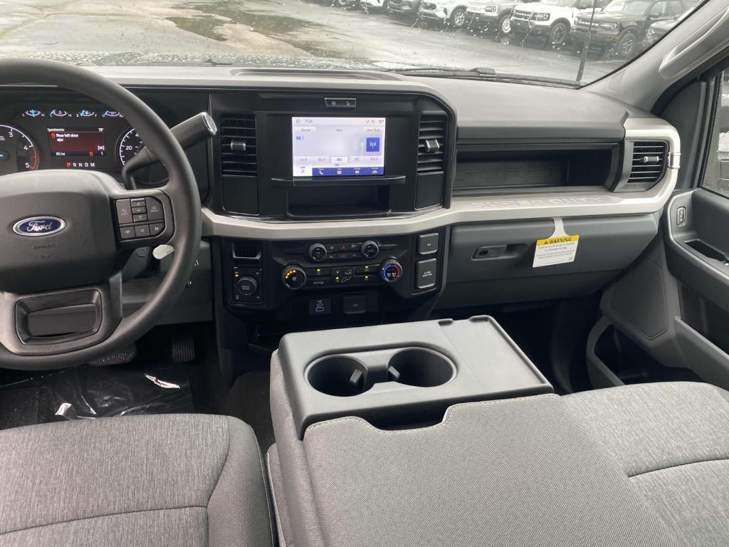 new 2025 Ford F-250 car, priced at $67,545