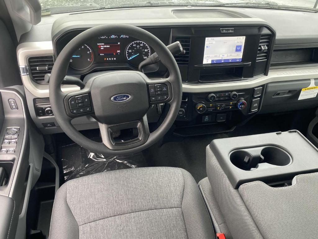 new 2025 Ford F-250 car, priced at $67,545