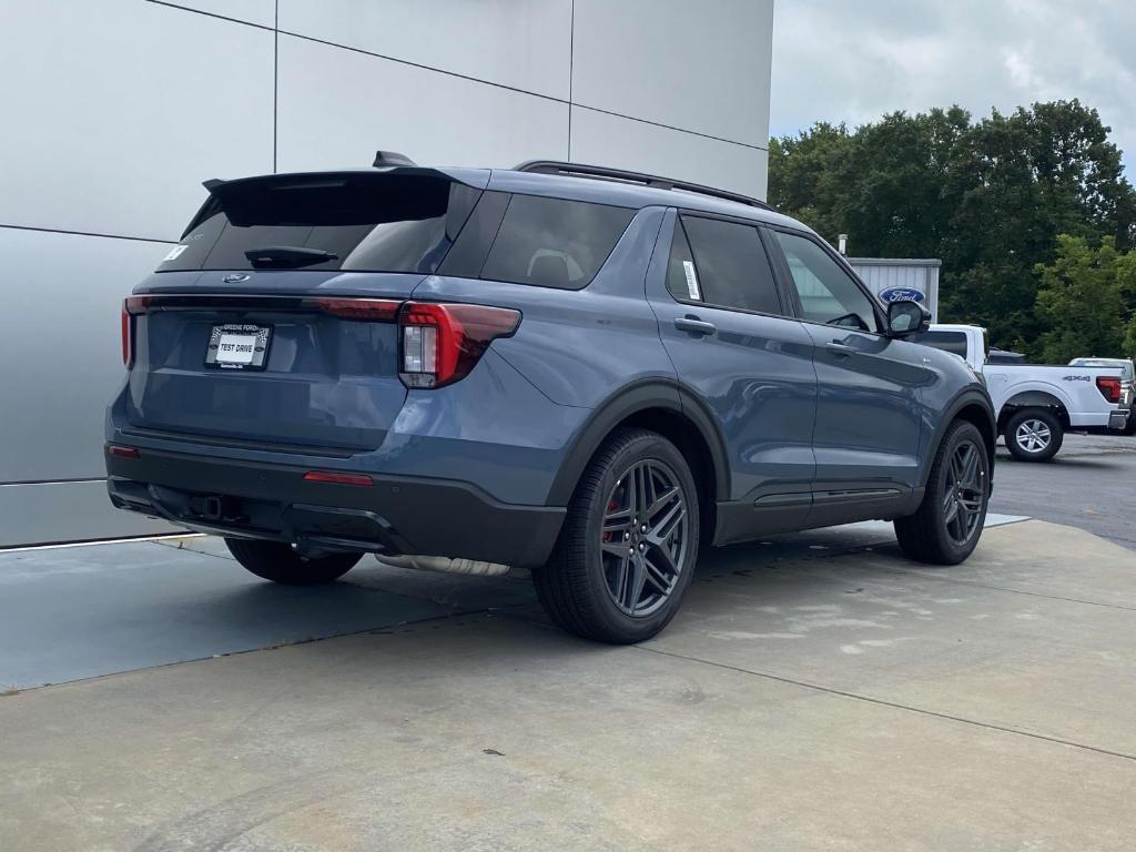 new 2025 Ford Explorer car, priced at $45,871