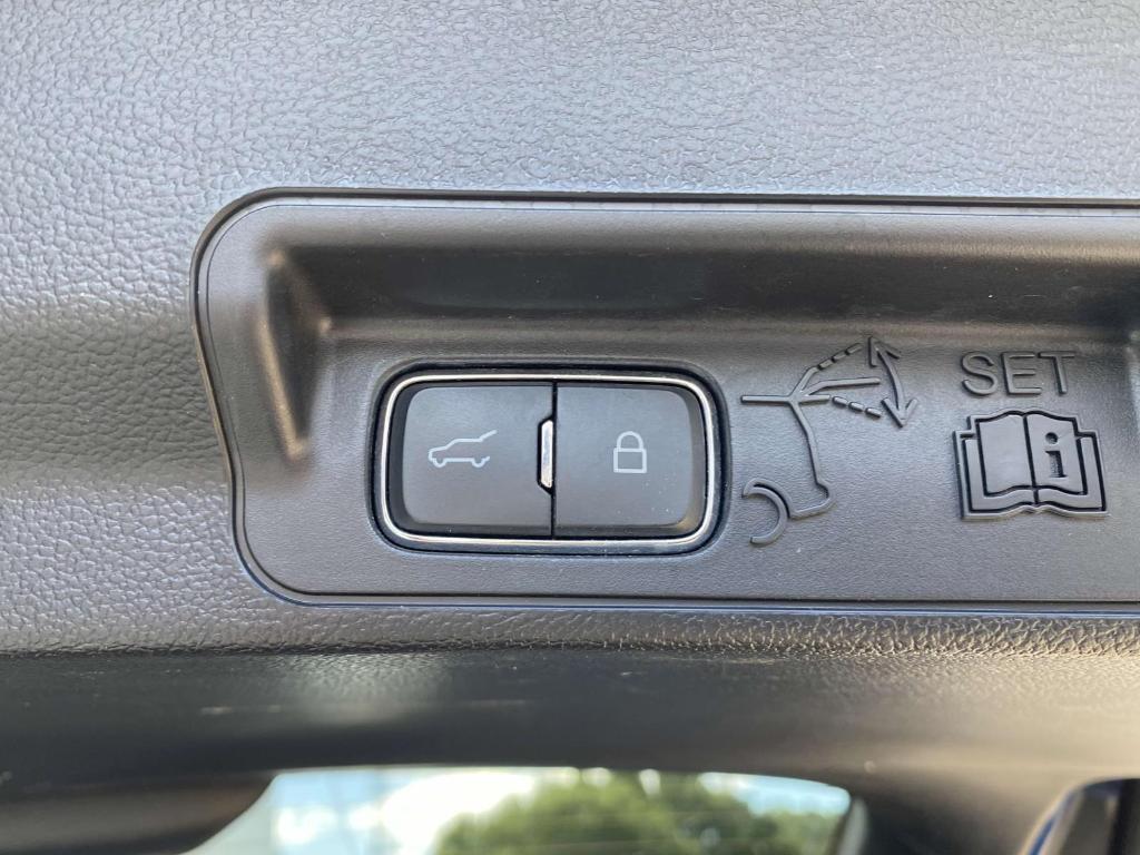 used 2022 Ford Explorer car, priced at $29,797