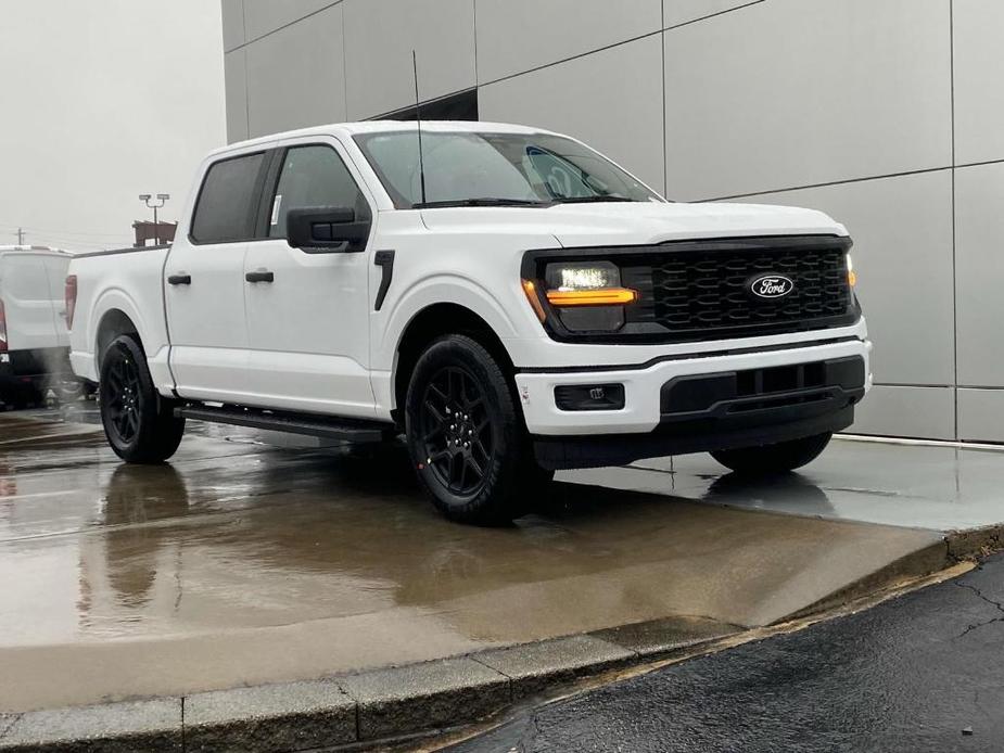 new 2024 Ford F-150 car, priced at $42,735