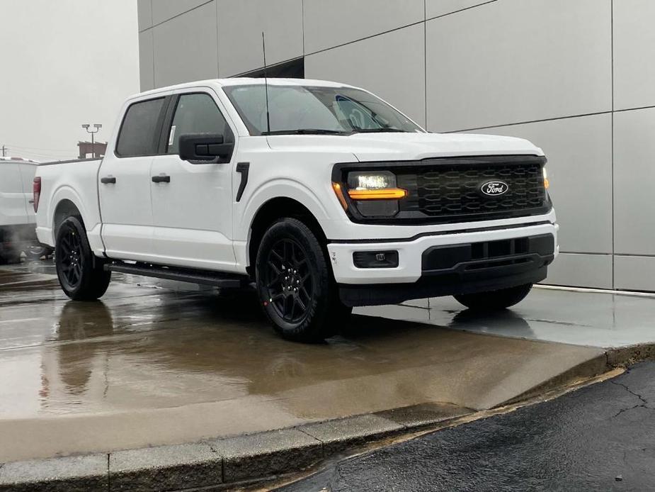 new 2024 Ford F-150 car, priced at $42,735