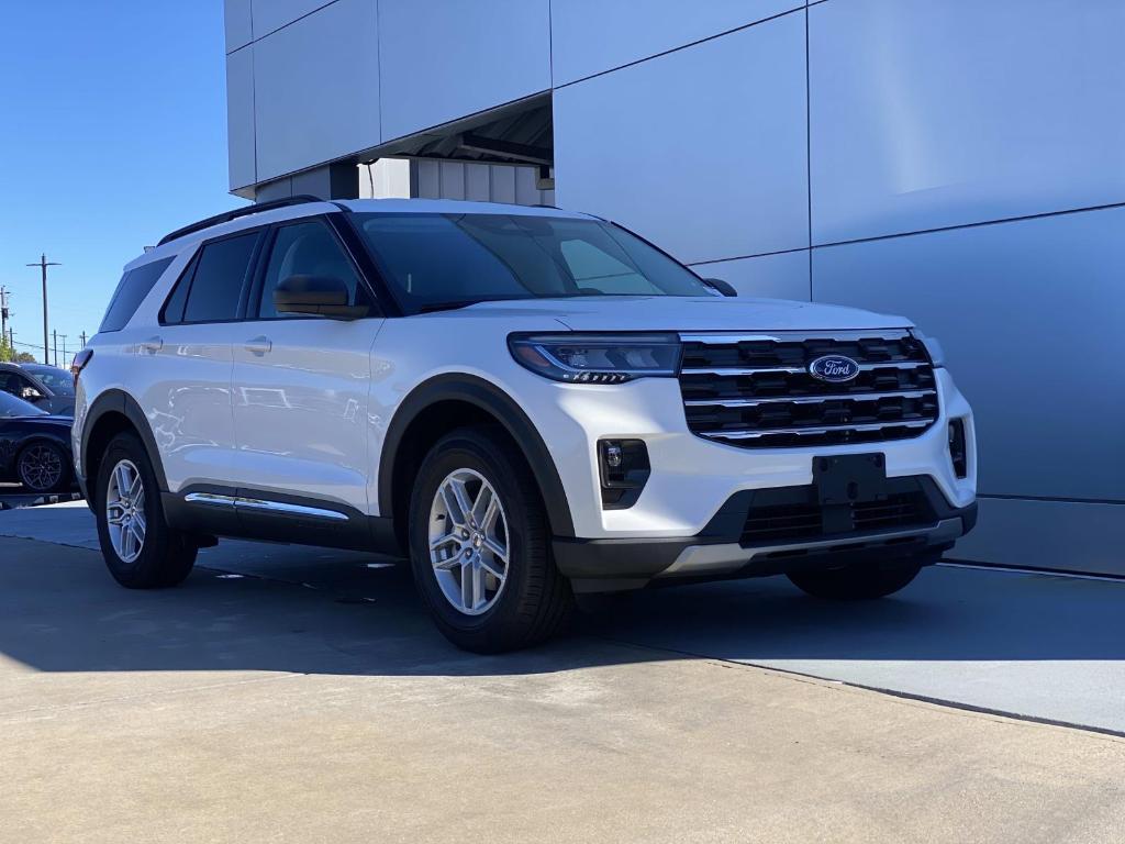 new 2025 Ford Explorer car, priced at $41,020