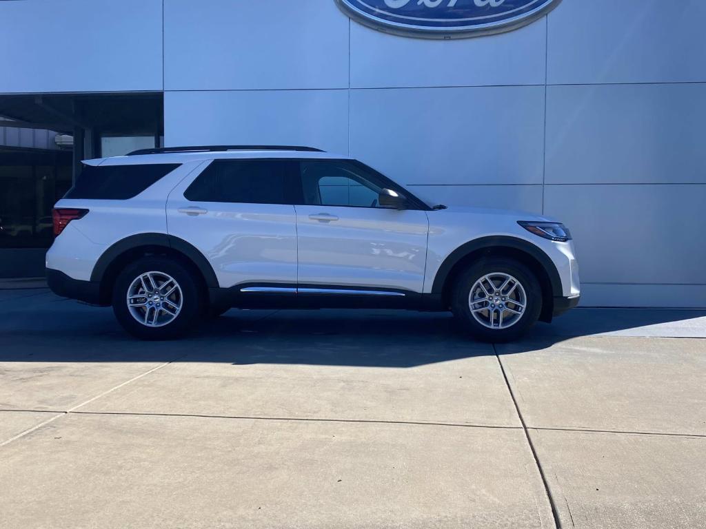 new 2025 Ford Explorer car, priced at $41,020