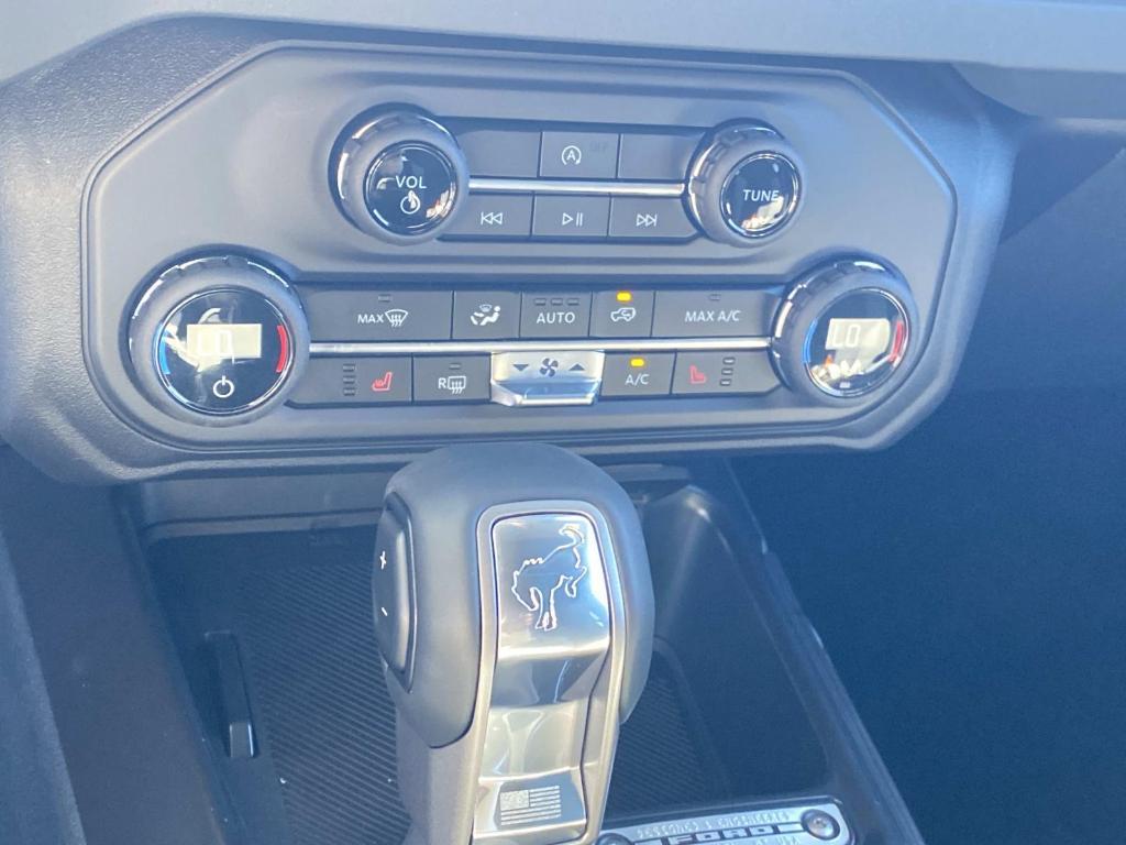 new 2025 Ford Bronco car, priced at $43,070