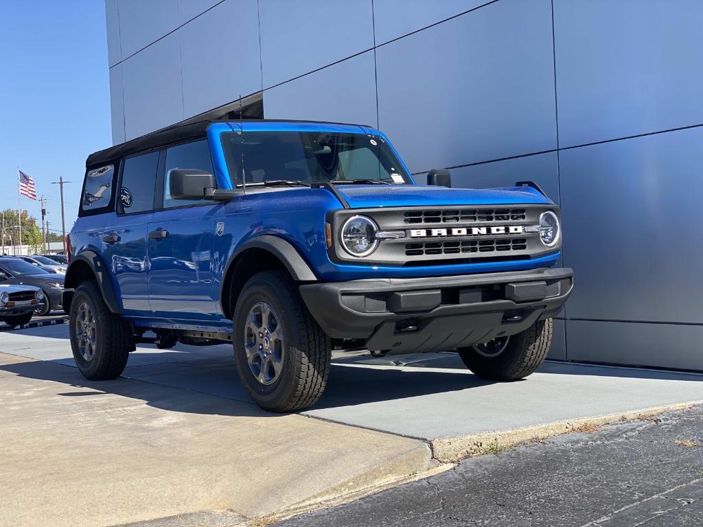 new 2025 Ford Bronco car, priced at $43,070
