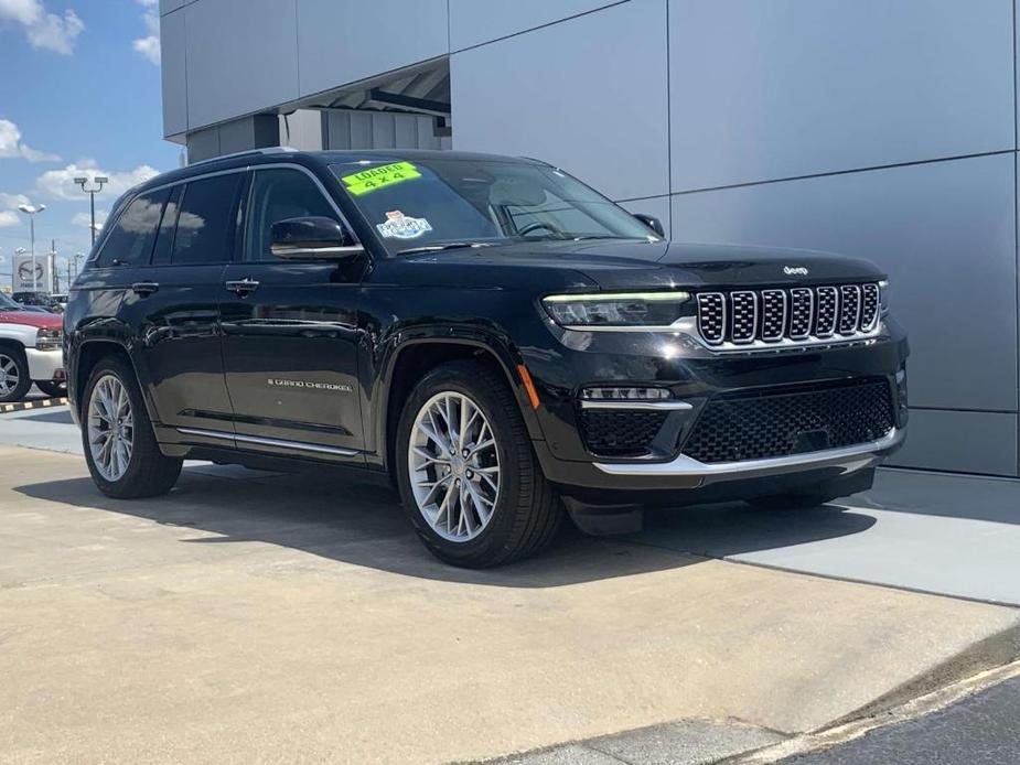 used 2022 Jeep Grand Cherokee car, priced at $47,495