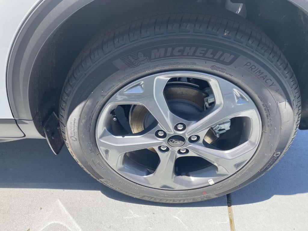 new 2025 Ford Escape car, priced at $33,091