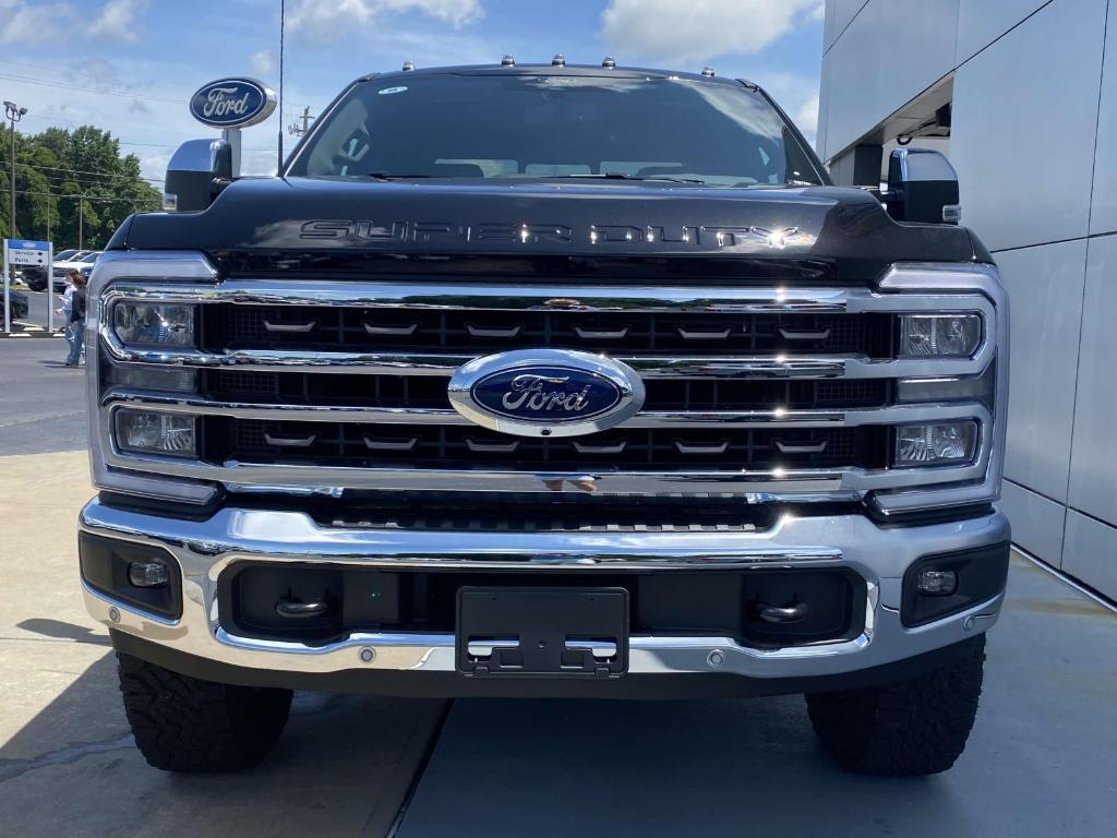 new 2025 Ford F-350 car, priced at $98,150