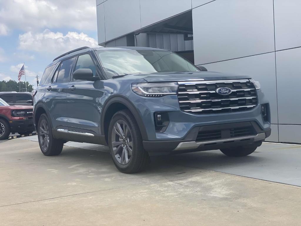 new 2025 Ford Explorer car, priced at $46,935