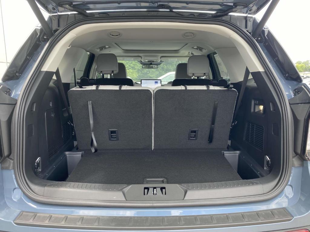 new 2025 Ford Explorer car, priced at $46,935