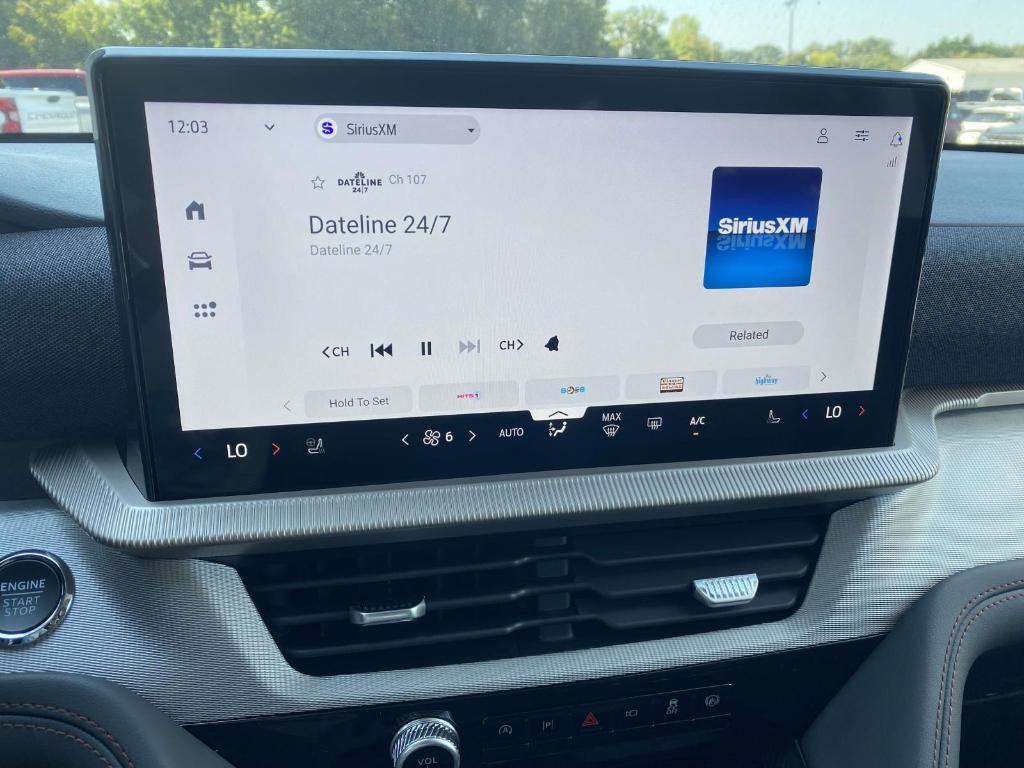 new 2025 Ford Explorer car, priced at $41,320