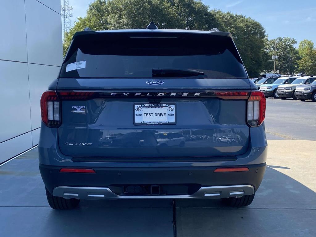 new 2025 Ford Explorer car, priced at $41,320