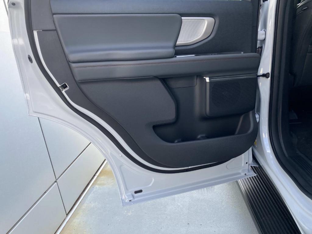new 2025 Ford Expedition car, priced at $69,645