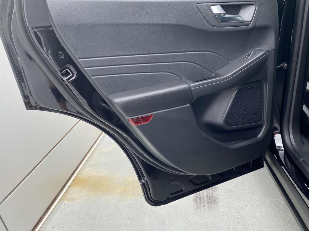 new 2025 Ford Escape car, priced at $33,967