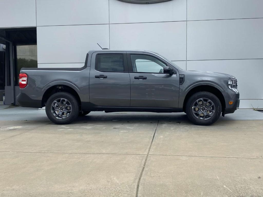 new 2025 Ford Maverick car