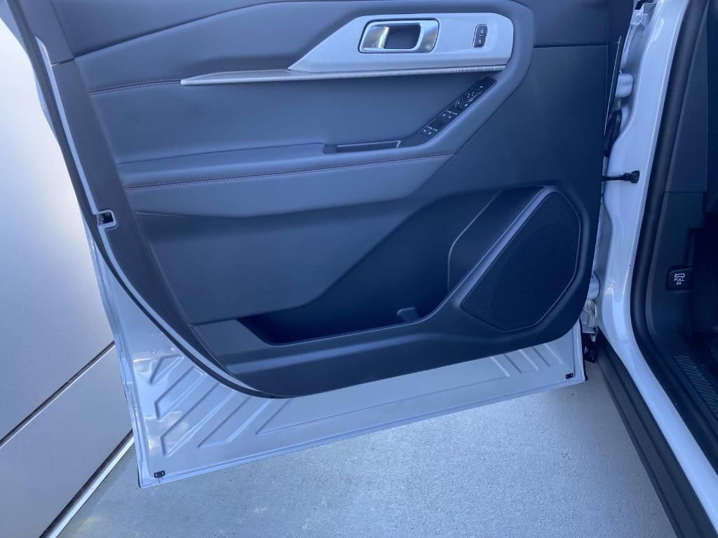 new 2025 Ford Explorer car, priced at $37,645