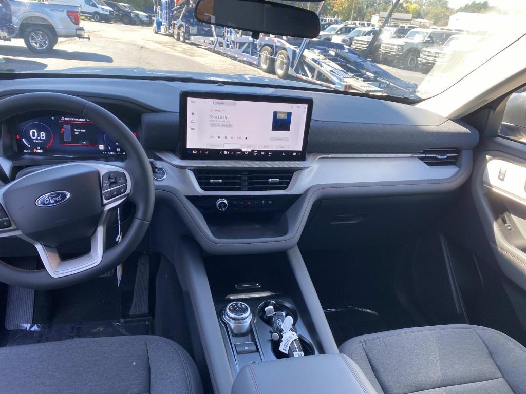 new 2025 Ford Explorer car, priced at $37,645