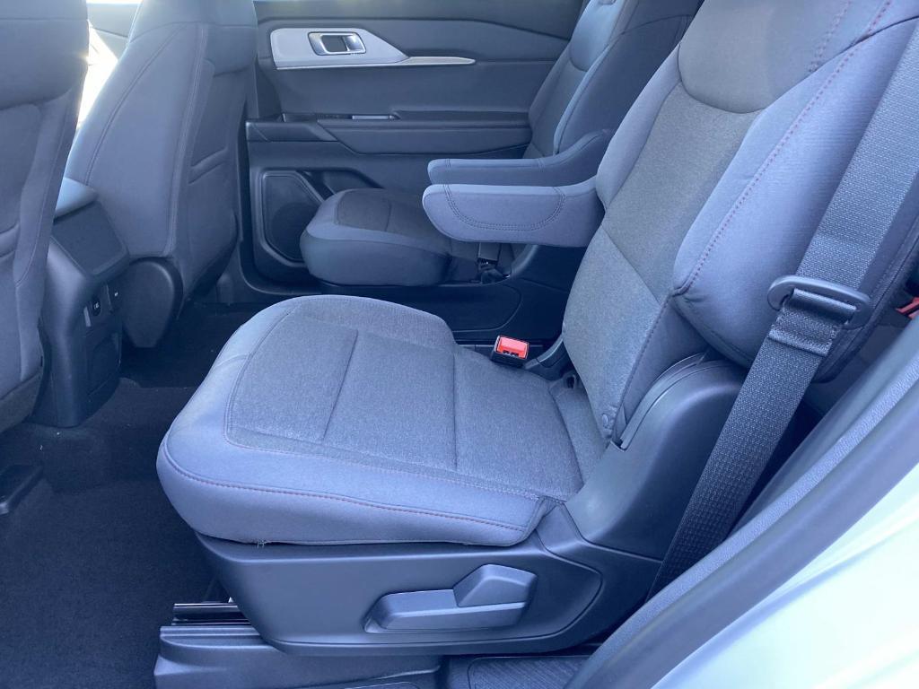 new 2025 Ford Explorer car, priced at $37,645