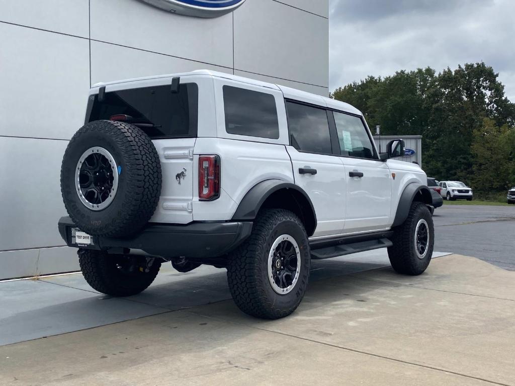 new 2025 Ford Bronco car, priced at $62,435