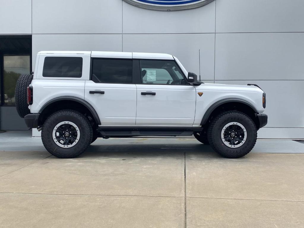 new 2025 Ford Bronco car, priced at $62,435