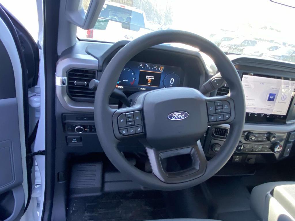 new 2025 Ford F-150 car, priced at $42,155