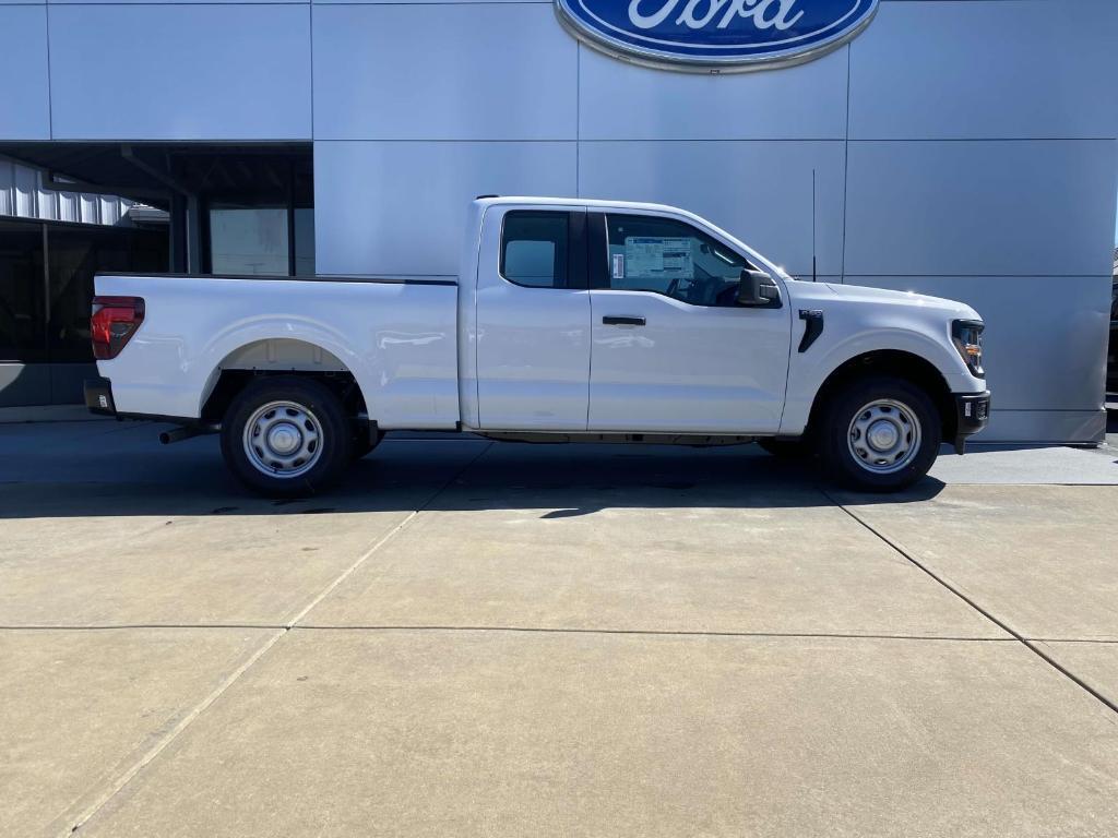 new 2025 Ford F-150 car, priced at $42,155