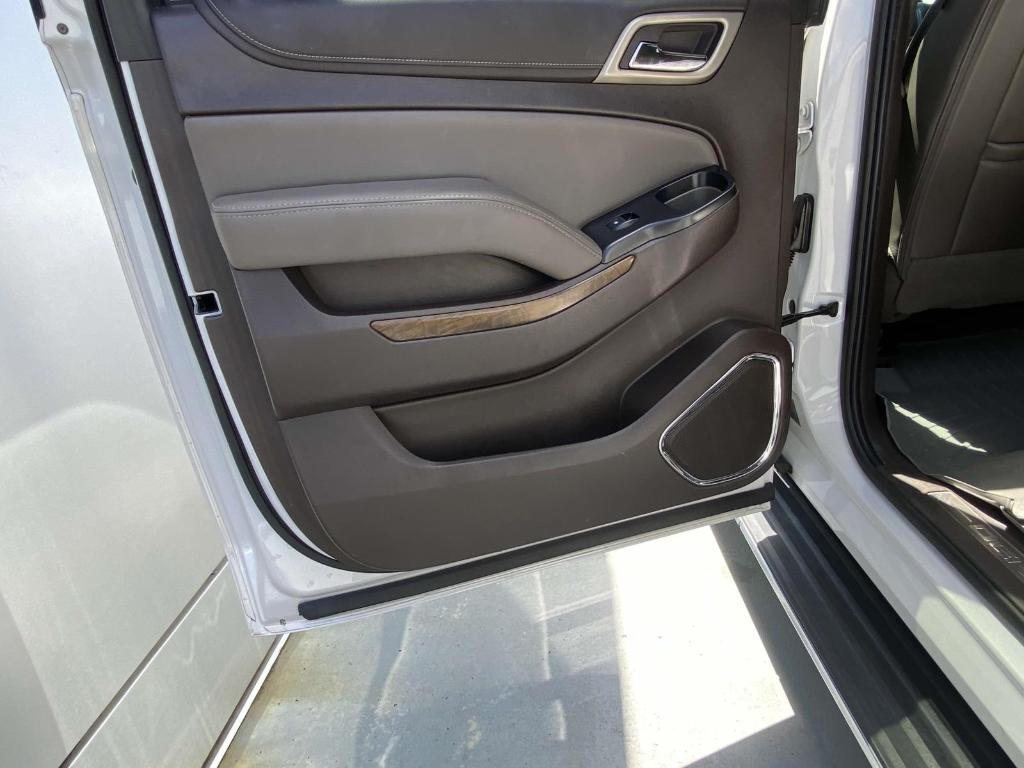 used 2020 GMC Yukon XL car, priced at $37,997
