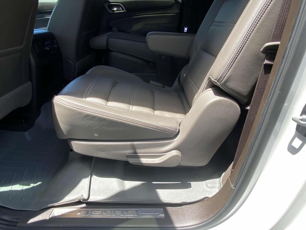 used 2020 GMC Yukon XL car, priced at $37,997