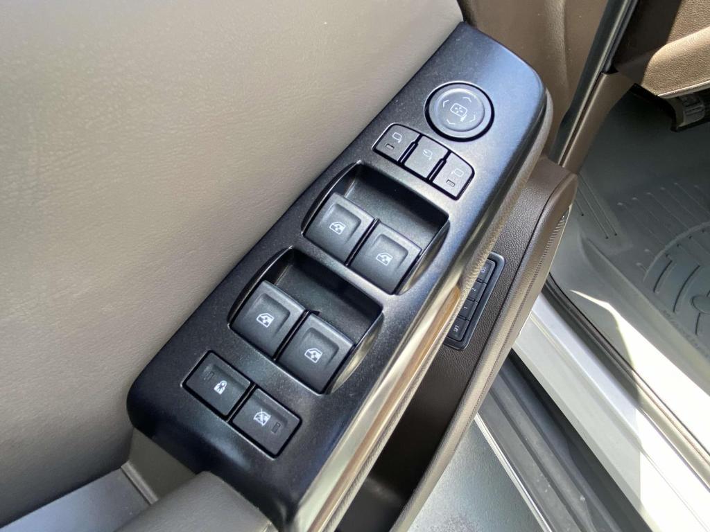 used 2020 GMC Yukon XL car, priced at $37,997