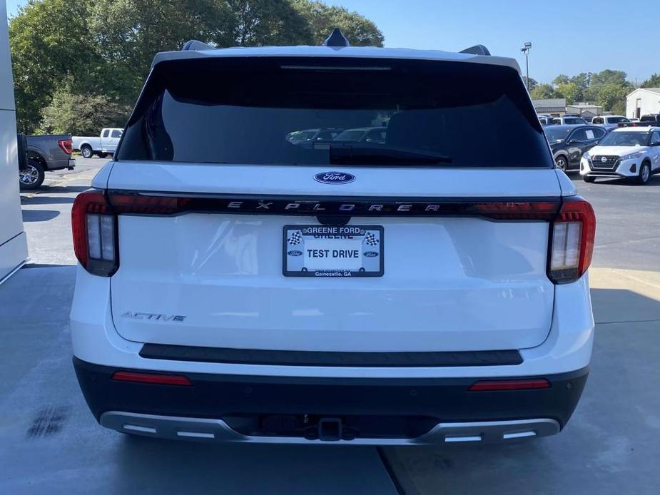 new 2025 Ford Explorer car, priced at $41,095