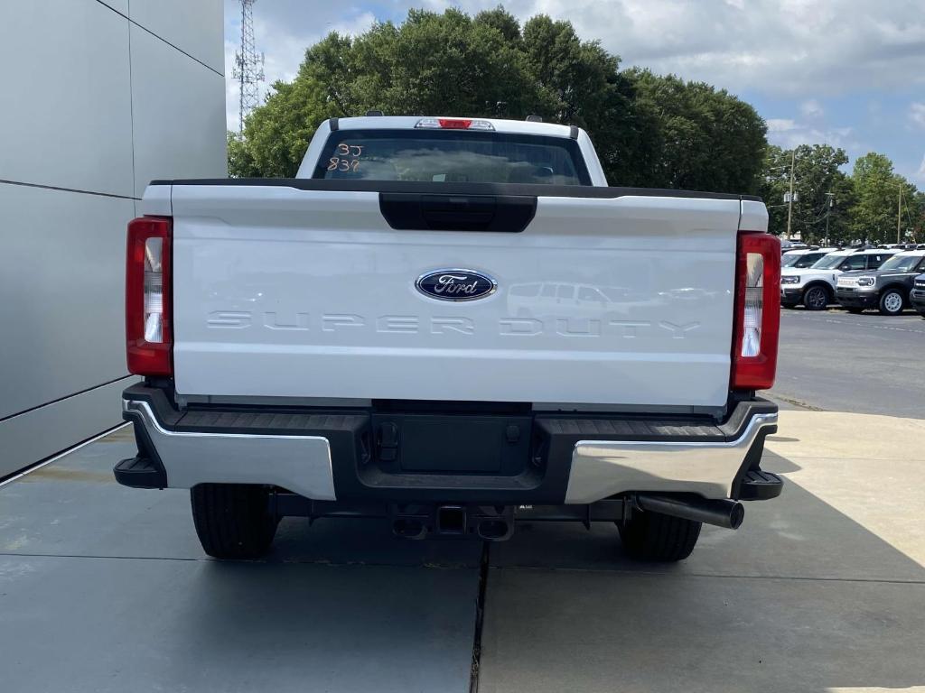 new 2025 Ford F-250 car, priced at $44,825
