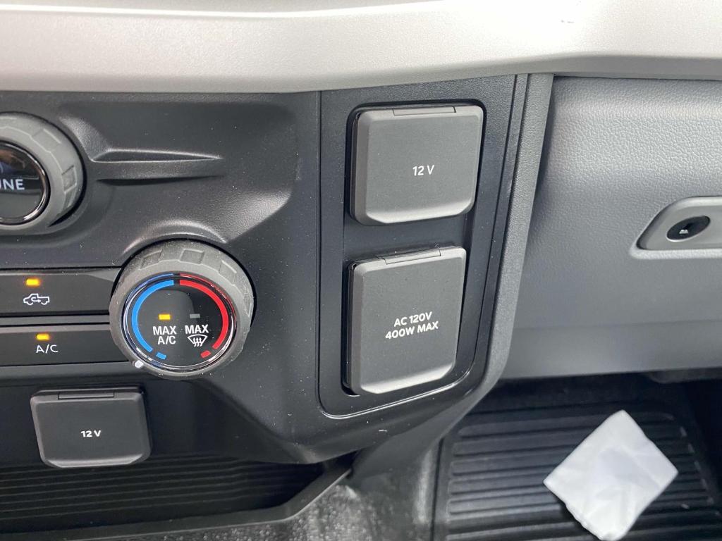 new 2025 Ford F-250 car, priced at $44,825