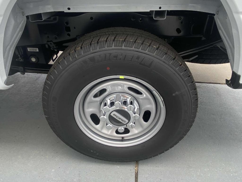 new 2025 Ford F-250 car, priced at $44,825