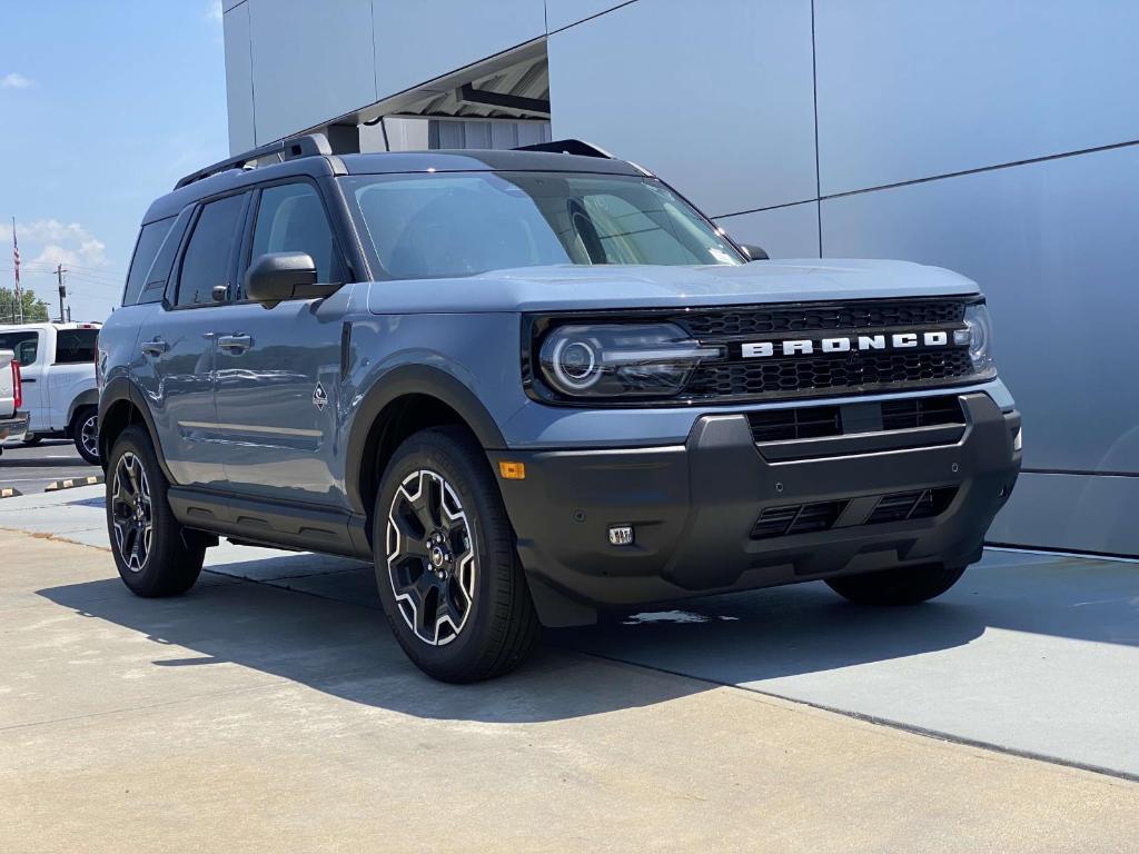 new 2025 Ford Bronco Sport car, priced at $38,549