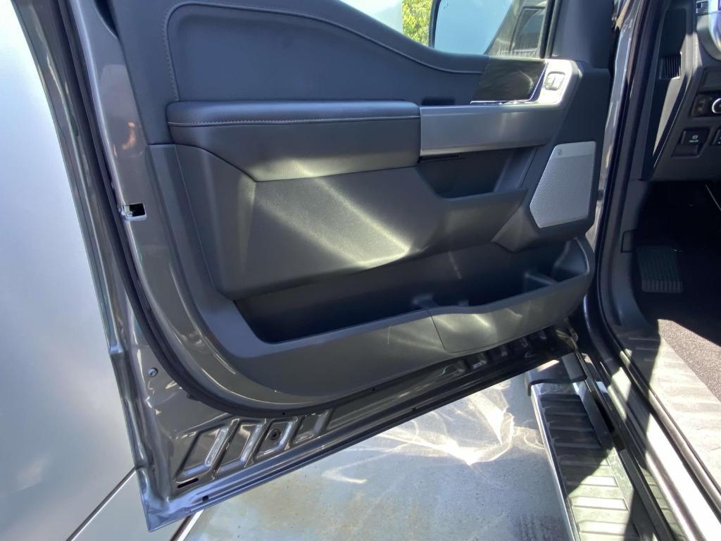 new 2025 Ford F-150 car, priced at $65,172