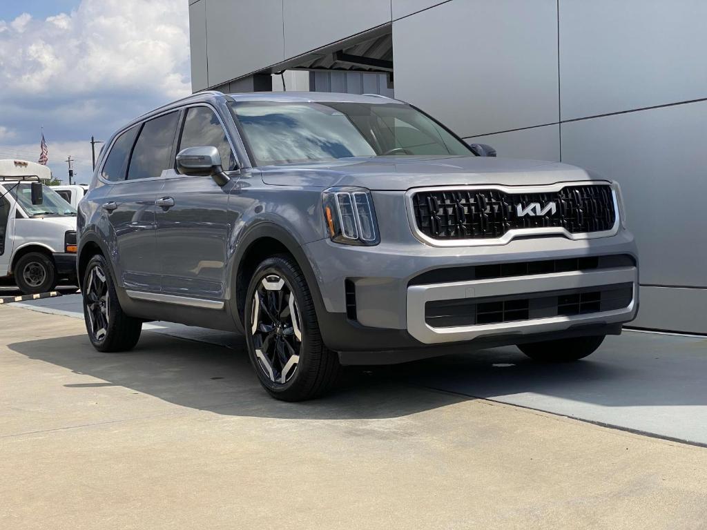 used 2023 Kia Telluride car, priced at $35,997