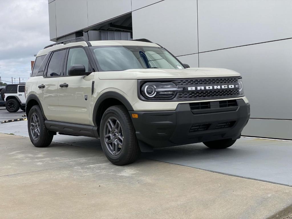 new 2025 Ford Bronco Sport car, priced at $31,035