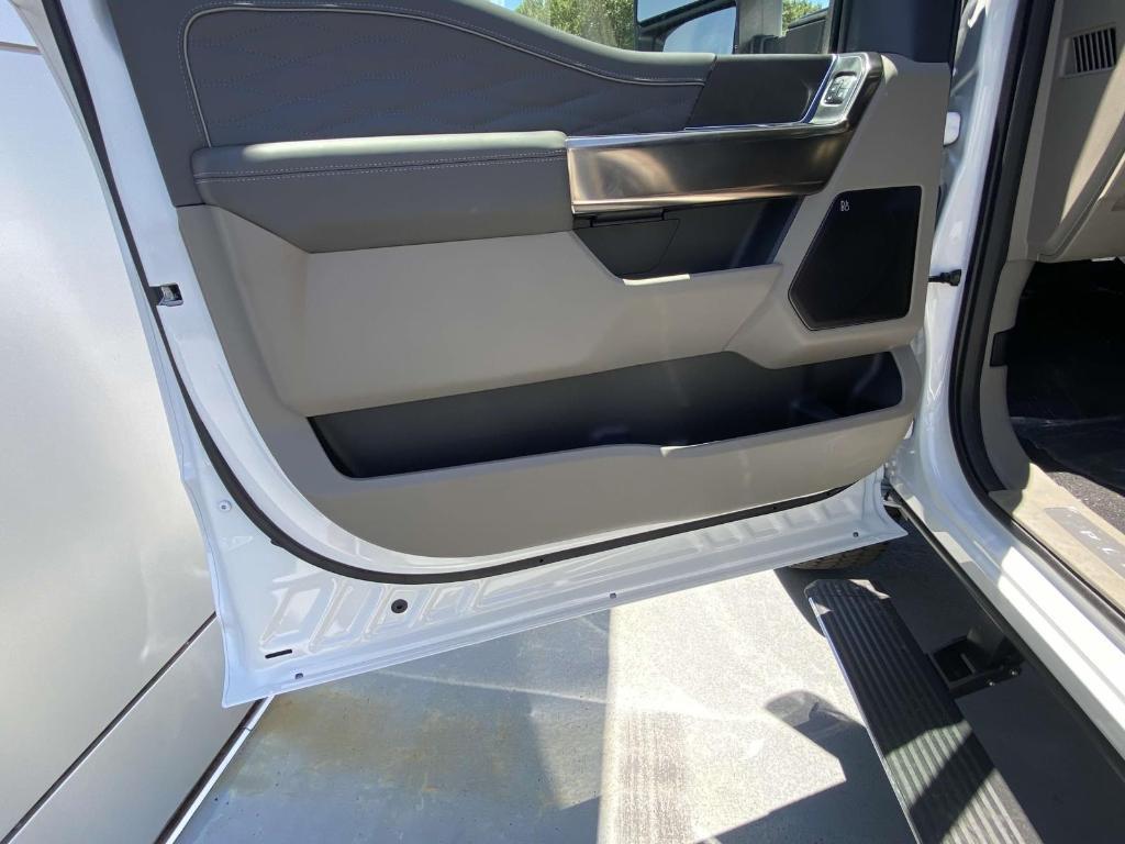 new 2025 Ford F-350 car, priced at $98,875